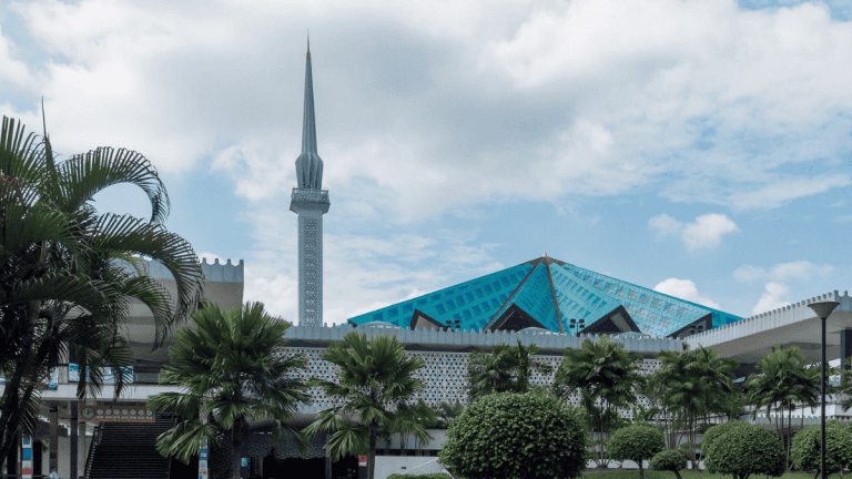 Masjid Negara: Sejarah, Fungsi, Fasiliti & Keunikan